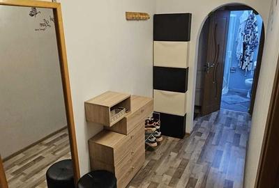 Apartament cu 2 camere decomandat în Titan - 3