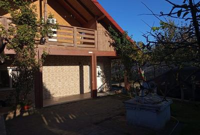 Casă cu 3 camere în Central - 2