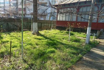 Teren Construcții intravilan de 1000 mp, în Nord - 2