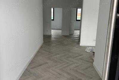 Casă cu 4 camere cu Teren 450 Mp în Strejnicu - 7