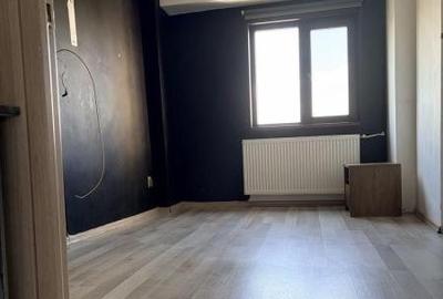 Apartament cu 3 camere semidecomandat în Tineretului - 3