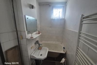 Apartament cu 3 camere semidecomandat în Dărmănești - 5