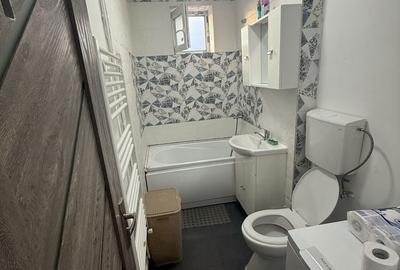 Apartament cu 3 camere decomandat în Central - 2