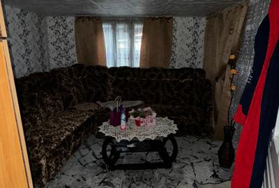 Casă cu 4 camere în Mănăstirea Cașin - 6