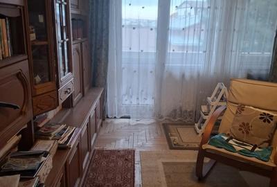 Vand apartament 3camere decomandat Obcini - 2