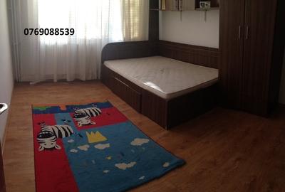 Apartament cu 2 camere semidecomandat în Drumul Taberei