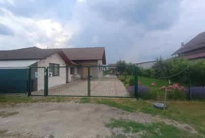 Casă cu 4 camere în Vulcan