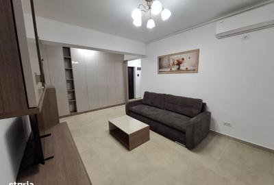 Apartament cu 2 camere semidecomandat în Apărătorii Patriei
