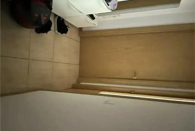 Apartament cu 3 camere decomandat în Titan