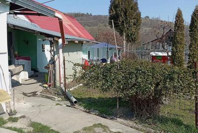 Casă cu 2 camere cu Teren 1200 Mp în Central - 9