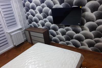 Apartament cu 2 camere decomandat în Văcăresti - 3