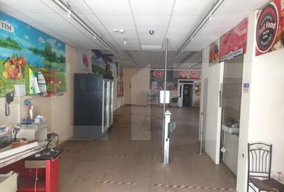 Spatiu comercial, de vanzare, parter + apartament la etaj, z - 6