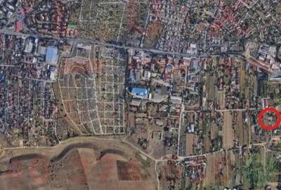 Teren de 696 mp, în Central