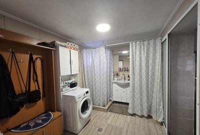 Casă cu 6 camere cu Teren 590 Mp în Lacu Dulce - 9