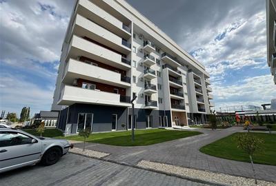 Garsonieră decomandată în Vest
