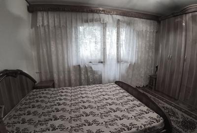 Apartament cu 3 Camere Decomandat in George Enescu - 1