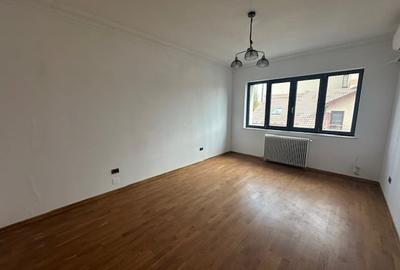 Cotroceni , Doctor Carol Davila, metrou Eroilor, piscina, constructie 2000! - 15