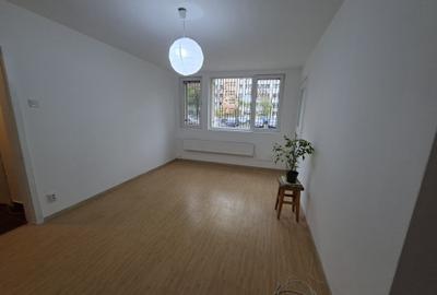 Obor,Mihai Bravu langa Primaria Sectorului 2 - 4