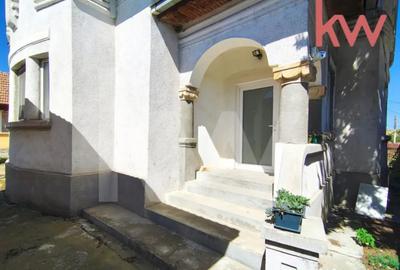 Casă cu 3 camere cu Teren 1100 Mp în Radovan - 1