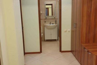 Inchiriez apartament 2 camere - 7