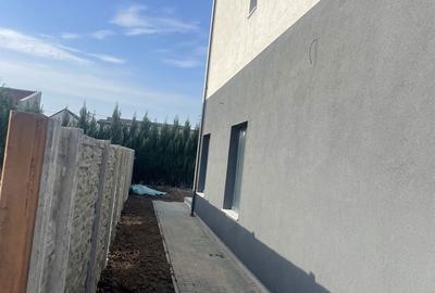 Casă cu 4 camere în Dumbrăvița - 6