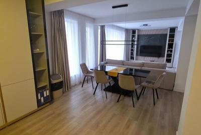 Casă cu 3 camere cu Teren 400 Mp în Central