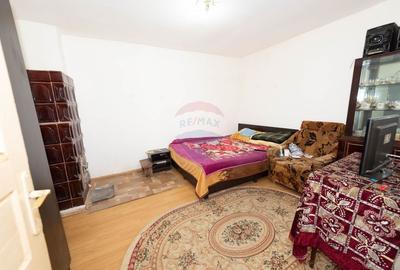 Casă cu 2 camere cu Teren 266 Mp în Giulești - 10