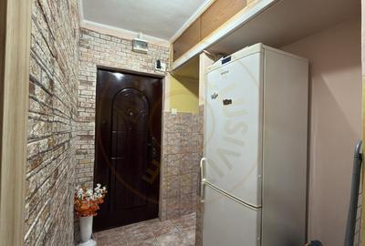Apartament cu 2 camere semidecomandat în Carei - 5