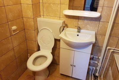Garsonieră decomandată în CET - 4