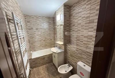 Apartament de vanzare, 52 mp, zona Micro 11 - 9