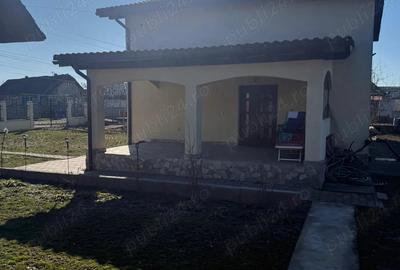 Casă cu Teren 1350 Mp în Hădăreni - 9