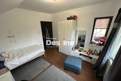 Casă cu 5 camere cu Garaj în Central - 8