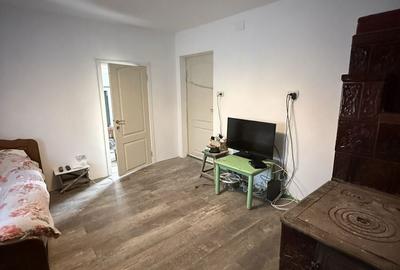 Casă cu 3 camere în Buhoci - 3