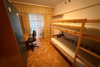 Apartament 3 camere cf 1 decomandat zona Micro 3 Apartament 3 camere cf 1 decomandat zona Micro 3 - 4