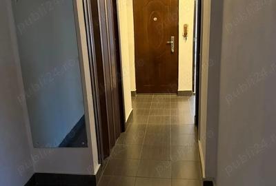 Apartament cu 3 camere decomandat în Soarelui - 3