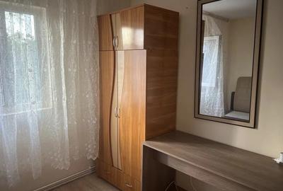 Apartament cu 2 camere - zona Podu Ros - Vis a vis de Serviciul de Pasapoarte