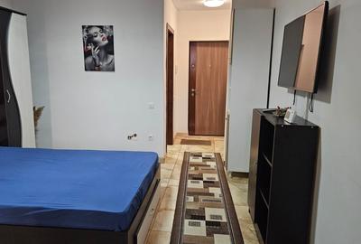 Garsonieră în Titan