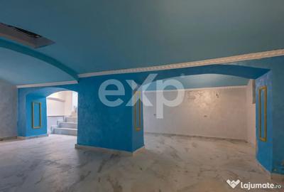 Spațiu comercial, de 95 mp, în Central - 3