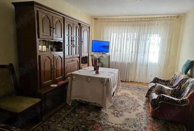 Apartament cu 3 camere decomandat în Central - 9