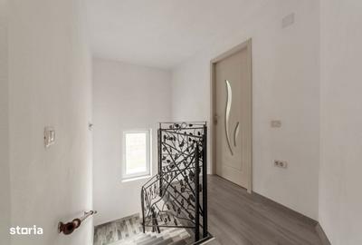 Casă cu 5 camere cu Garaj în Călinești - 8