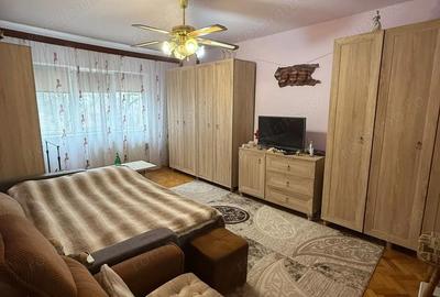 Apartament cu 2 camere decomandat în Girocului - 8