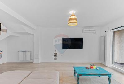 VANZARE Casa / Vila moderna cu 4 camere si curte Dragom... - 14