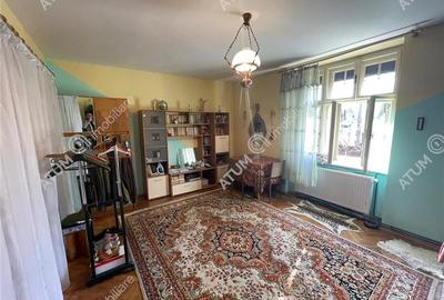 Casă individuală cu 7 camere cu Canalizare în Sub Arini - 6