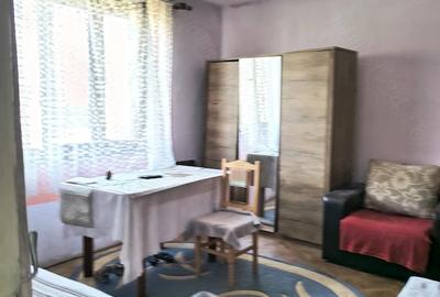 Casă cu 3 camere cu Teren 2900 Mp în Gavojdia - 2