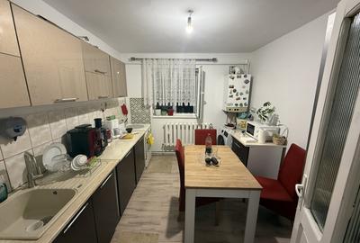 Apartament cu 2 camere semidecomandat, mobilat în Cetate - 4