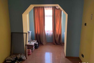 Apartament cu 3 camere decomandat în Mircea-Vodă - 8