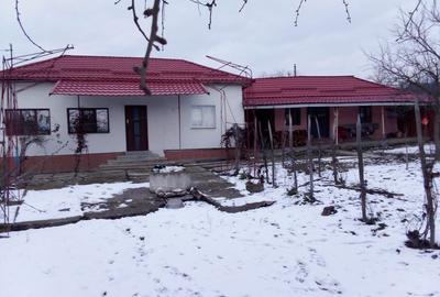 Casă cu 3 camere în Strejești - 4