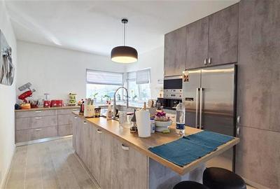 Casă individuală cu 4 camere cu Canalizare în Fabric - 14