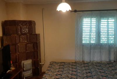 Oras Baicoi casa 90mp ,teren 1750 mp - 7