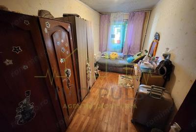 Apartament cu 4 camere decomandat în Circumvalațiunii